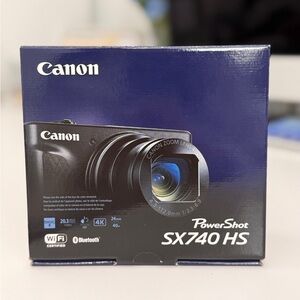 Canon PowerShot SX740 HS Black Camera